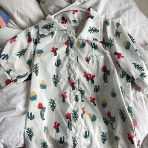 trendy cactus flower button down size small-medium